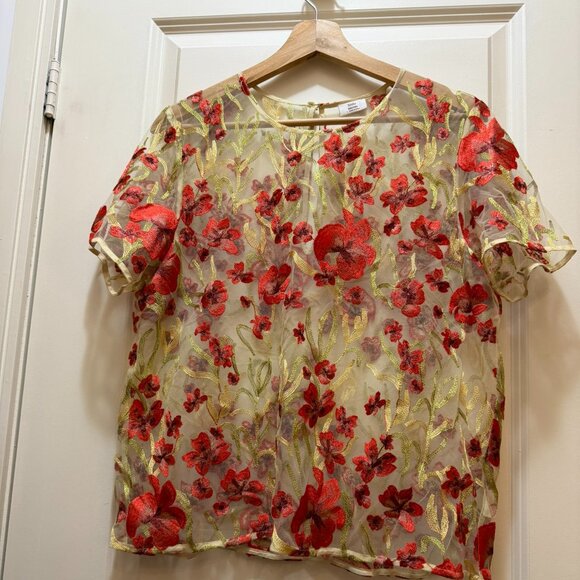 Aritiza (Little Moon) Floral Embroidered Top - Picture 1 of 2